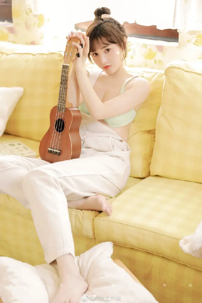 曼谷夜市人妖表演